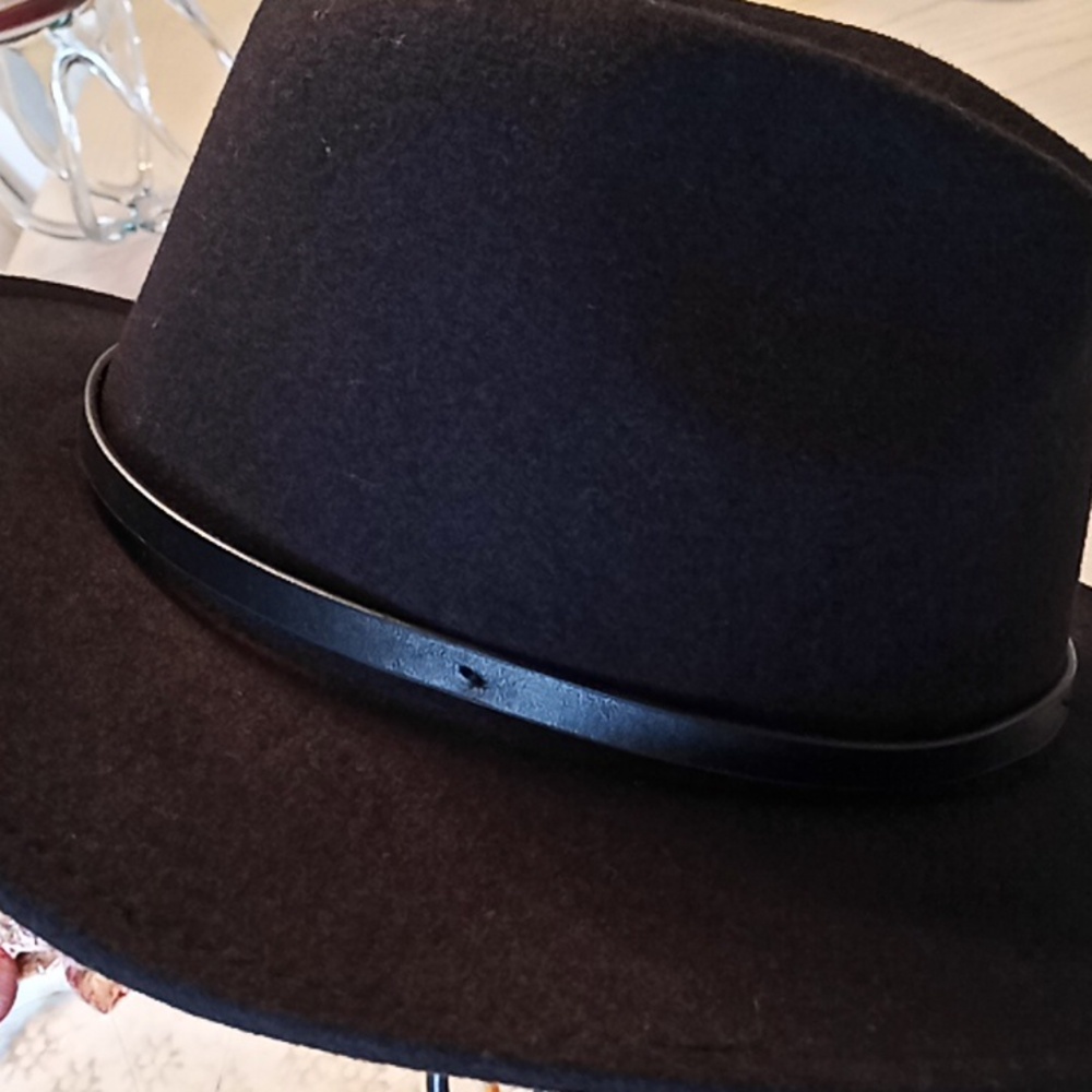 I.N.C Stylish Black Fedora Hat With Adjustable Fit Band. NWT. One Size. - Picture 8 of 11